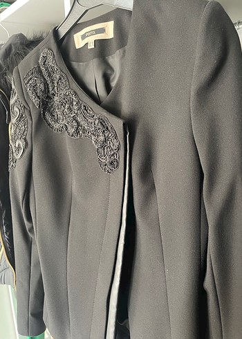 38 Beden İpekyol Nakışlı Kadın Blazer Ceket