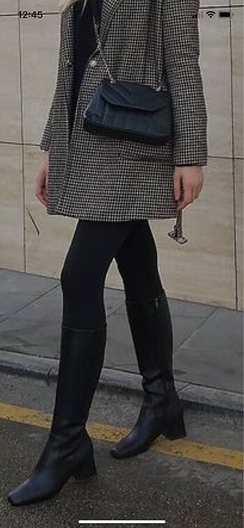 Siyah Çizme