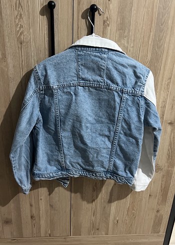Düğmeli Beyaz ve Mavi Denim Kadın Ceket - Görsel 3