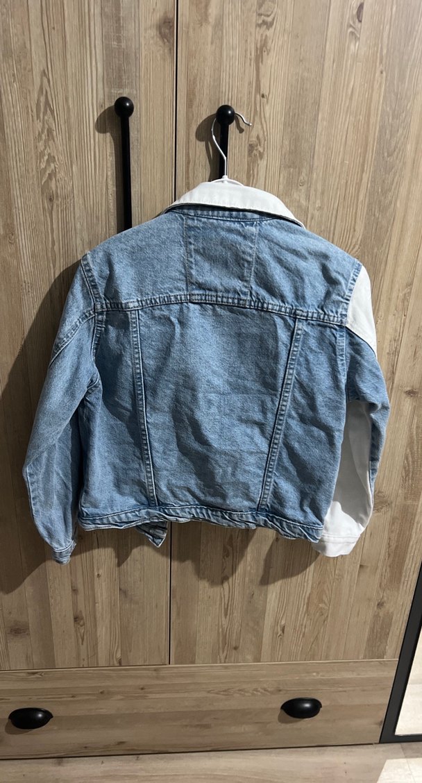 Düğmeli Beyaz ve Mavi Denim Kadın Ceket - Görsel 3