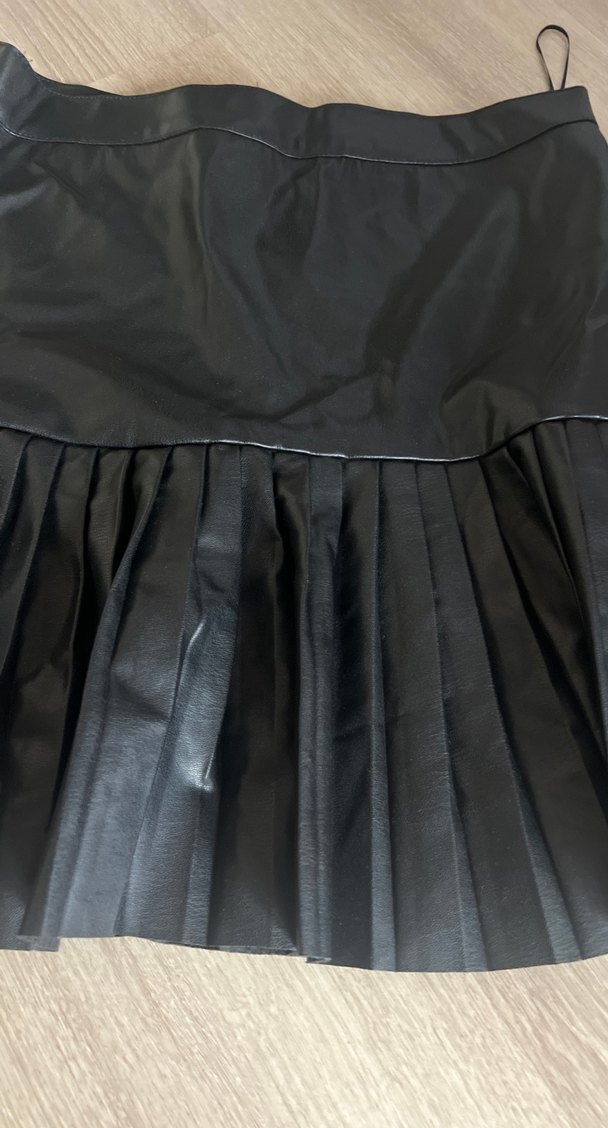 Piliseli Siyah Deri Midi Kadın Etek - Görsel 2