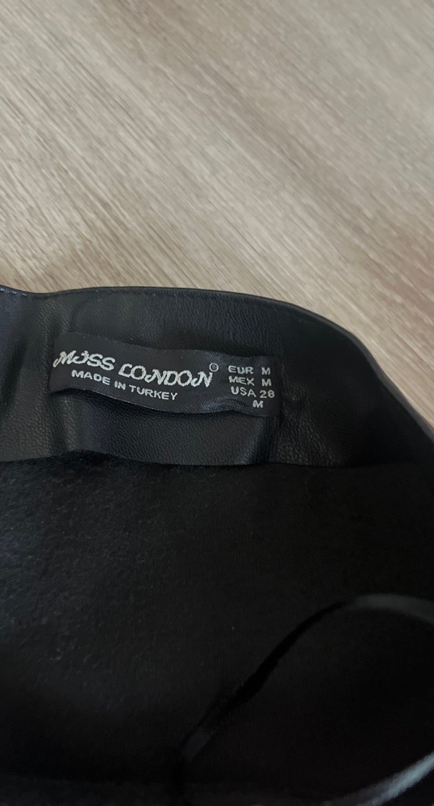 Piliseli Siyah Deri Midi Kadın Etek - Görsel 3