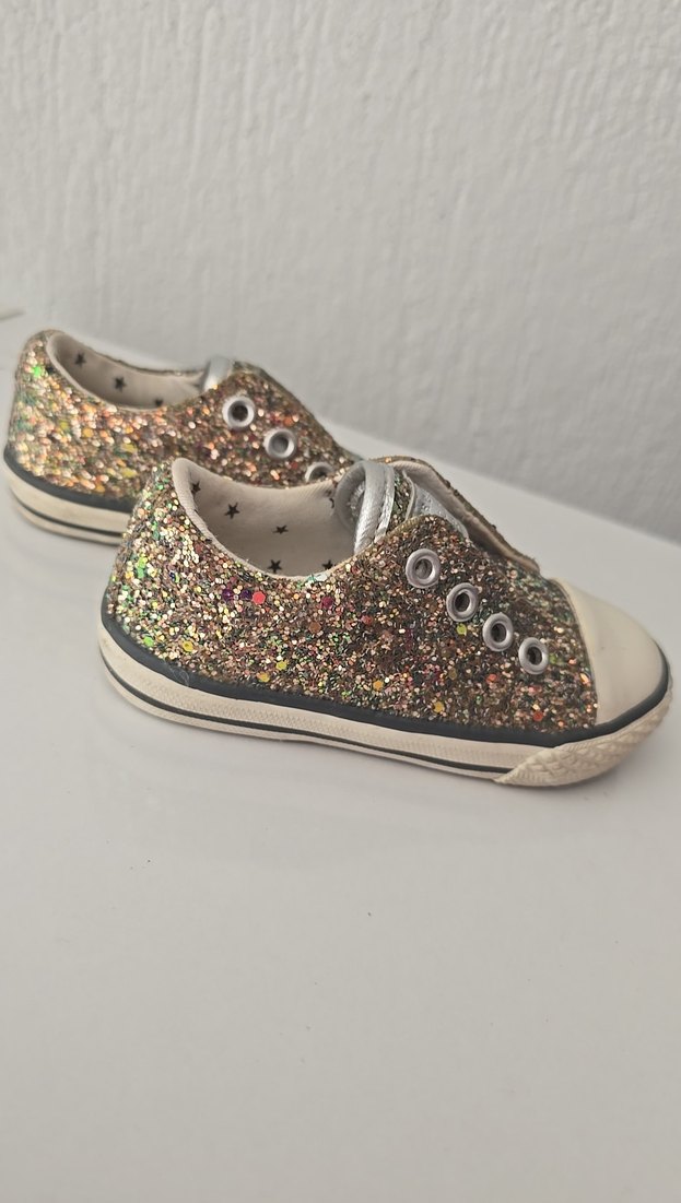 next marka Parlak Pul Detaylı 21.5 numara Kız Çocuk Ayakkabısı - Görsel 3