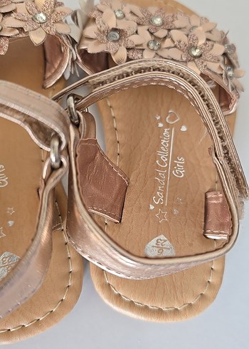 Kız Çocuk ucuk pembe Bej arası  Çiçekli Tokalı Sandalet ayakkabı - Görsel 4