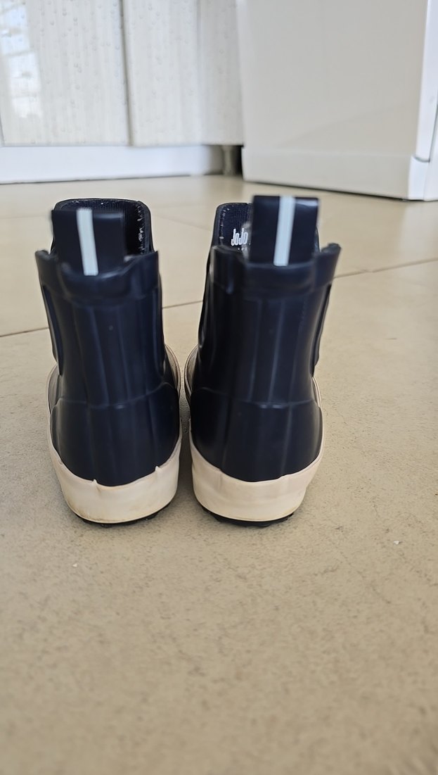 jojo marka 23 numara yağmurluk çizme - Görsel 3