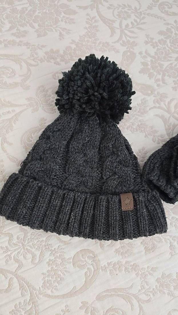 next marka Gri Örgü Kadın Bere ve Eldiven Seti - Görsel 3