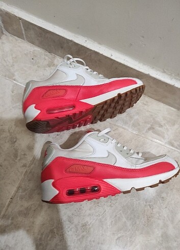 Nike Air Max spor ayakkabı 