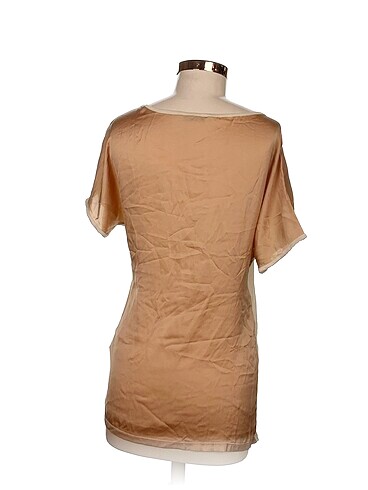 m Beden Koton T-shirt %70 İndirimli.