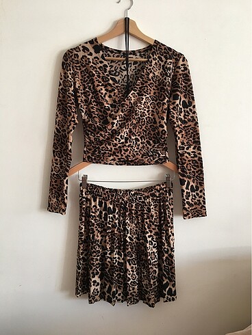 (MESAJ atınz) Addax 2 takım leopar pile etek crop bluz - Görsel 10