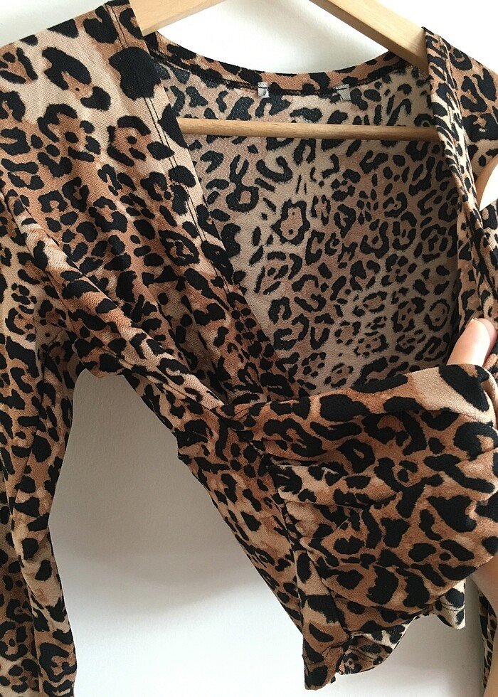(MESAJ atınz) Addax 2 takım leopar pile etek crop bluz - Görsel 4
