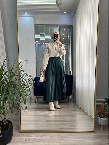 Pileli etek zümrüt yeşili