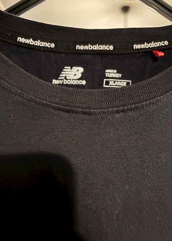 New Balance Siyah New Balance Baskılı Erkek Tişört