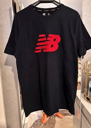 xl Beden Siyah New Balance Baskılı Erkek Tişört