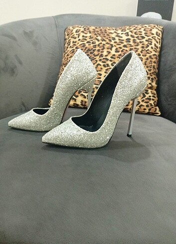 36 Beden gri Renk Ful simli stiletto 