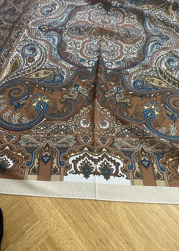 Büyük boy eşarp 120 120 cm - Görsel 2