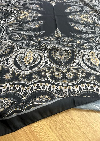 Büyük boy eşarp 120 120 cm - Görsel 2