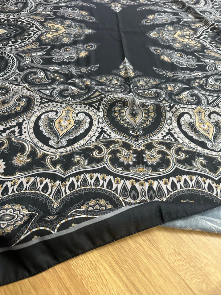 Büyük boy eşarp 120 120 cm - Görsel 2