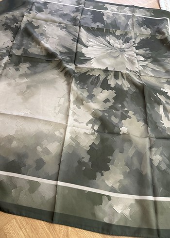 Büyük boy eşarp 120 120 cm - Görsel 2