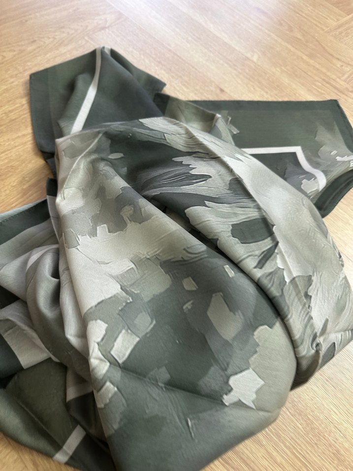 Büyük boy eşarp 120 120 cm - Görsel 3