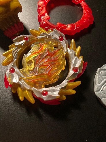 Beyblade Hasbro shining amaterios A3