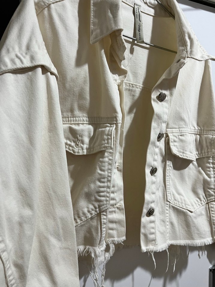 Düğmeli Beyaz Kadın Denim Ceket - Görsel 5