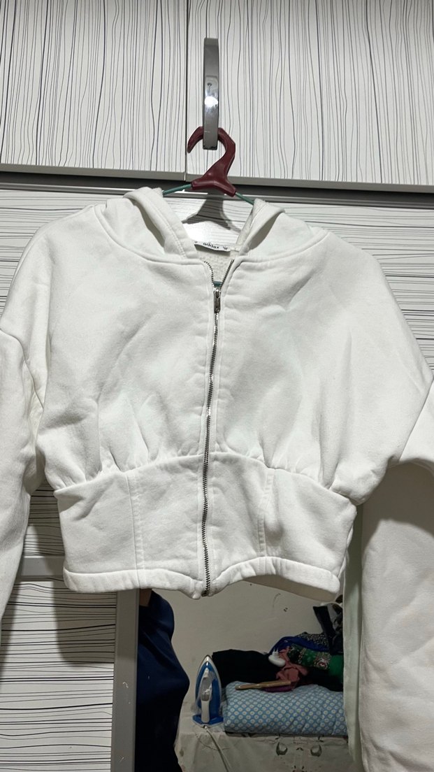 Beyaz Fermuarlı Kadın Sweatshirt - Görsel 3