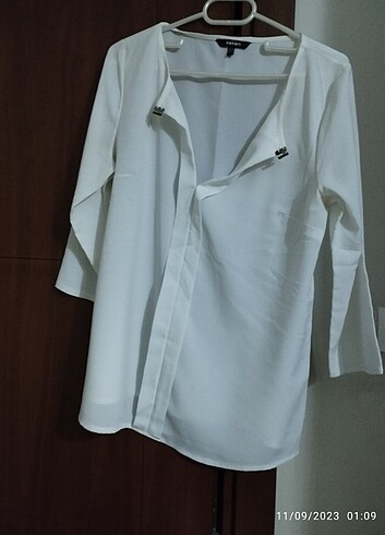 40 Beden Koton marka yetim kol beyaz gömlek