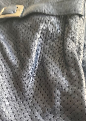 Kemer Detaylı Lacivert Deri Kadın Eldiveni - Görsel 3