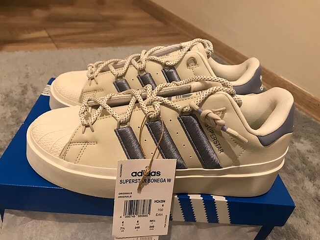 Adidas Superstar Bonega