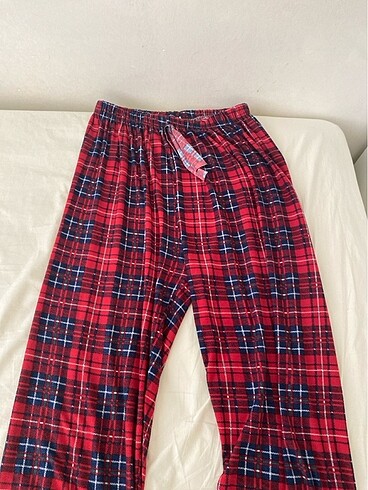 Diğer Kırmızı ekoseli pijama