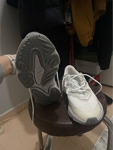 39 Beden beyaz Renk adidas ozweego
