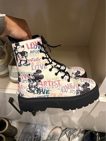 37 Beden Zara bot