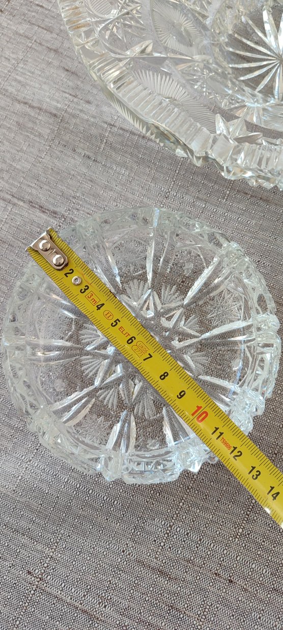 Beyaz Kristal Kesme Desenli Tabak - Görsel 2