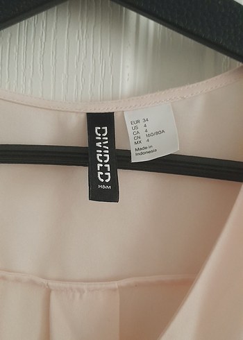 H&M Bej V Yaka Düğmeli Kadın Gömlek