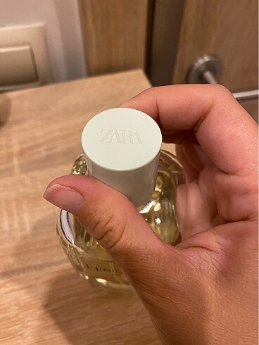 Zara Zara hibiscus parfüm 180ml