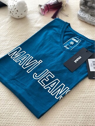 l Beden Mavi tshirt