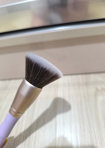 Eklips pastel Mor Saplı Pudra Fırçası - Görsel 3