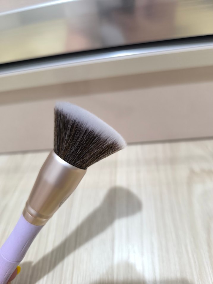 Eklips pastel Mor Saplı Pudra Fırçası - Görsel 3