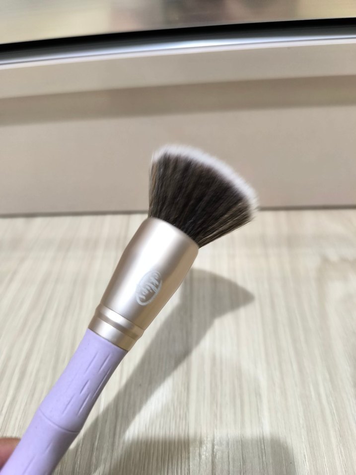 Eklips pastel Mor Saplı Pudra Fırçası - Görsel 2