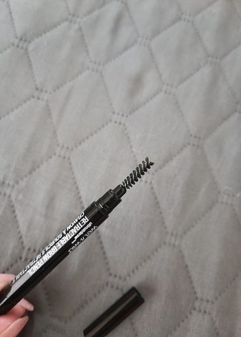 Gri-Kahverengi kaş kalemi - Görsel 4