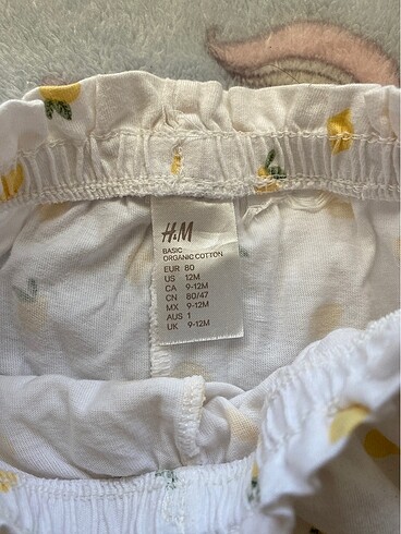 9-12 Ay Beden H&M ikili şort