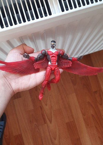  Toybiz Legends Marvel Falcon