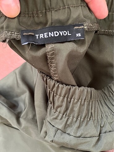 Trendyol & Milla Paraşüt kumaş eşofman altı