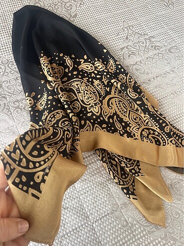 m Beden GOLD DETAYLI EŞARP