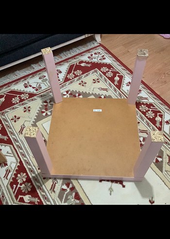 Beden Kare sehpa ikea