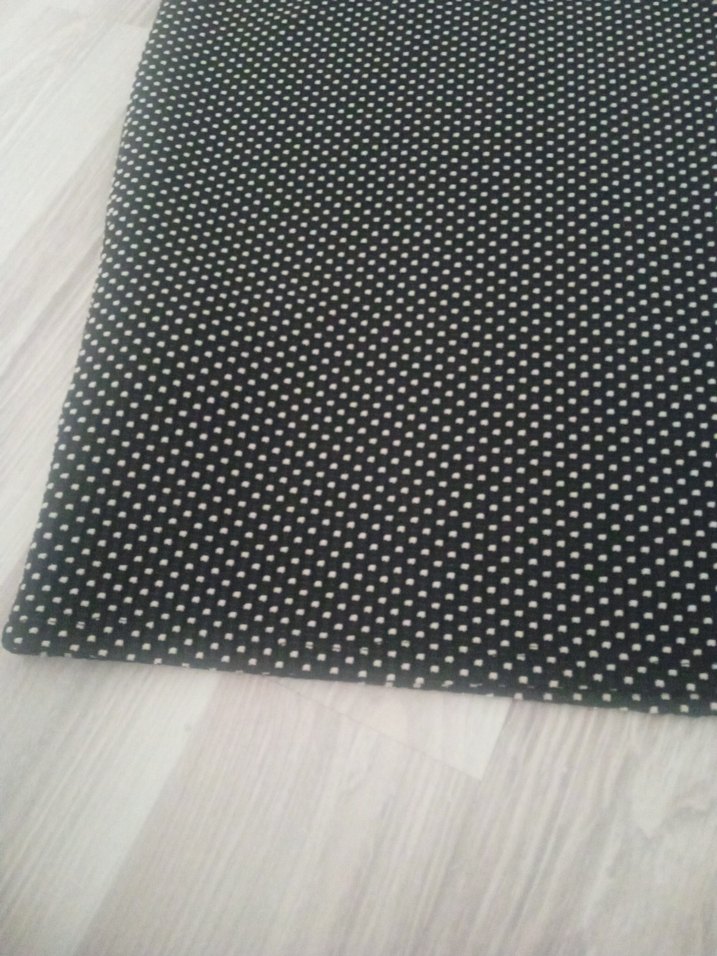 Puantiyeli Siyah Midi Kalem Etek - Görsel 3