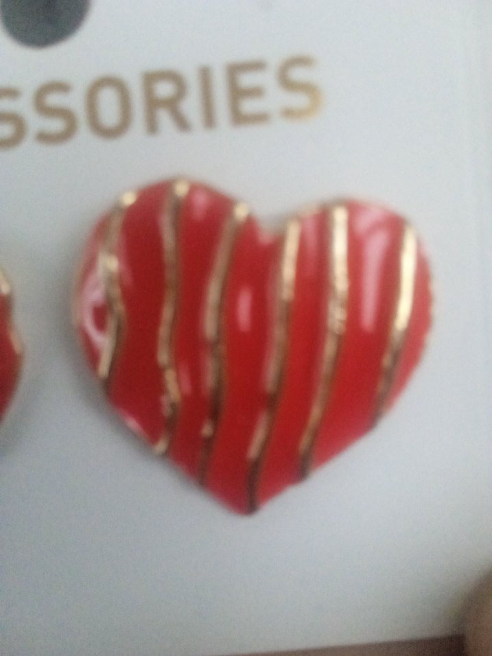 Kırmızı Nakışlı Mini Kalp Küpe - Görsel 2