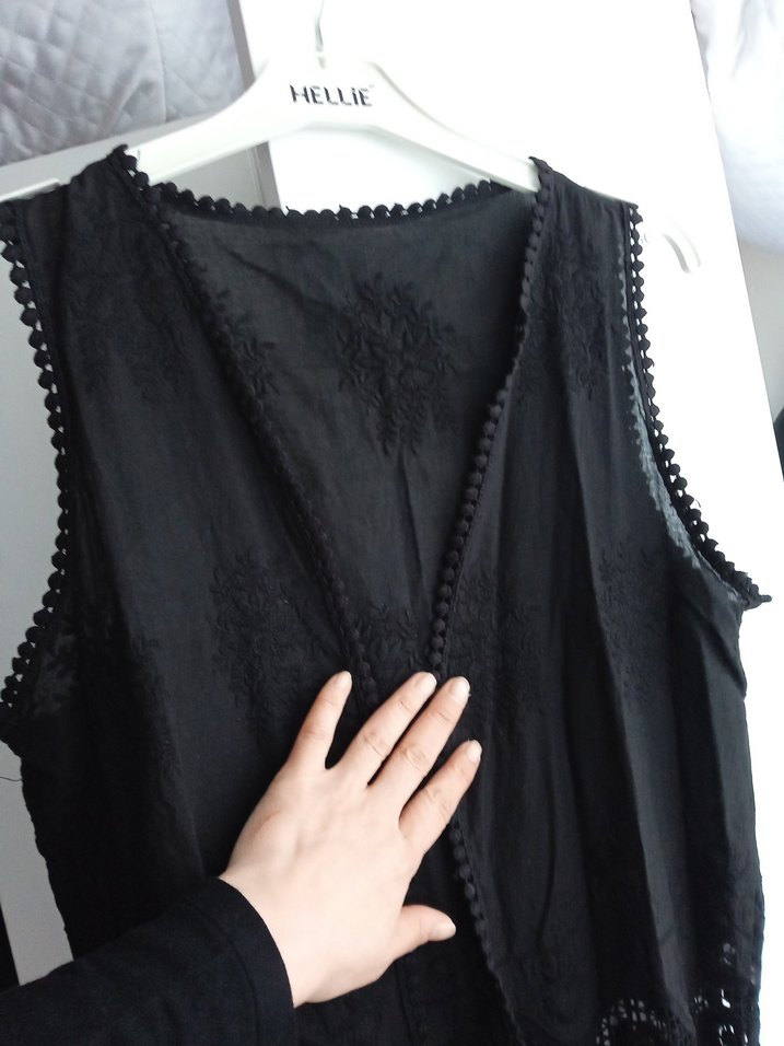 kadın yelek püsküllü siyah işlemeli - Görsel 5