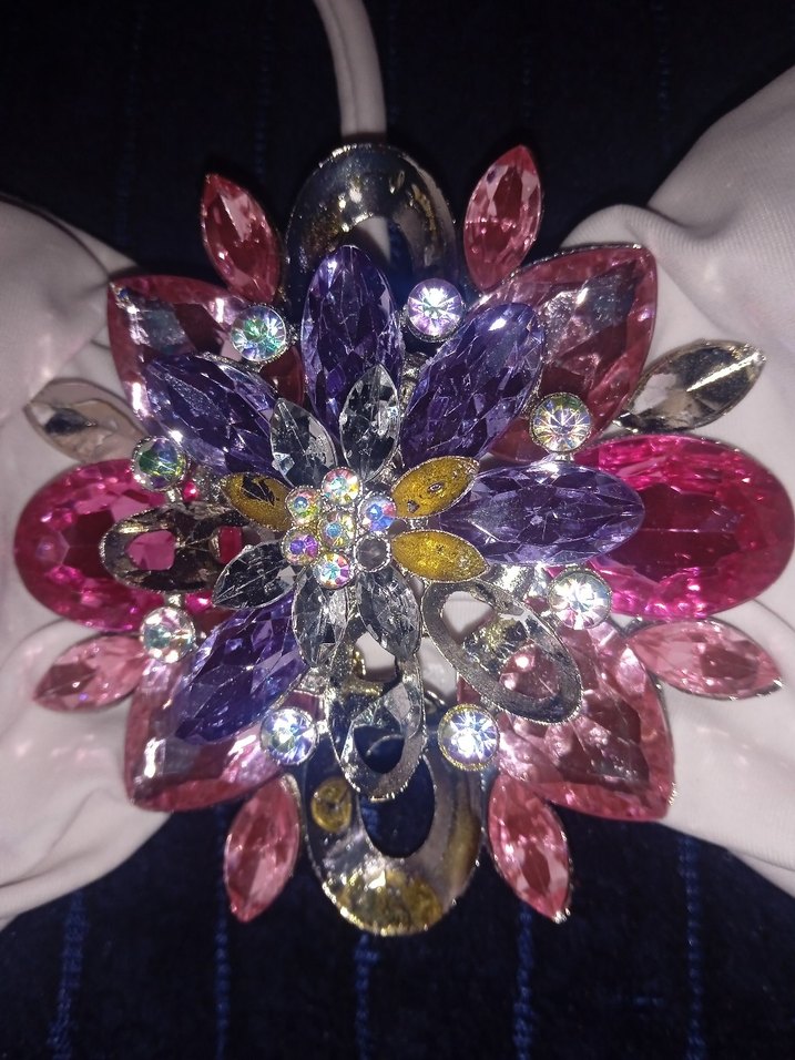 Victoria's Secret Beyaz Payetli Strappy Bikini Üstü - Görsel 2