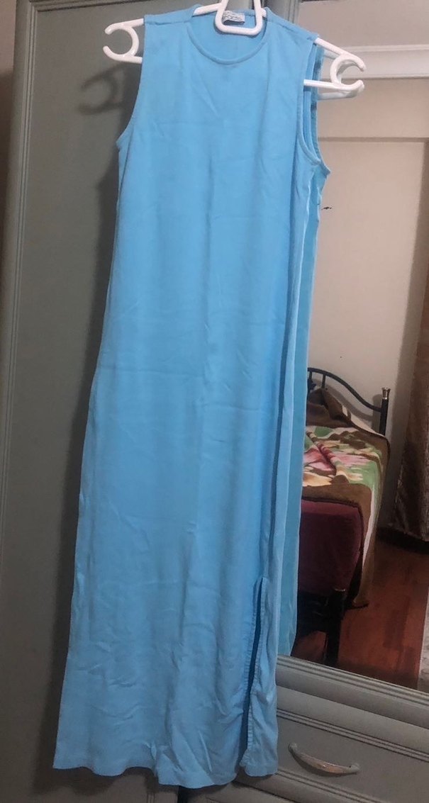 Kadın Mavi Kolsuz Uzun Elbise - Görsel 2